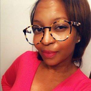Meet your Posher, Toni